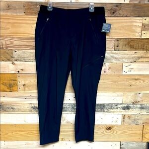 Eddie Bauer size 12 Black Straight Leg Lightweight Two Way Stretch UPF 50 Pants